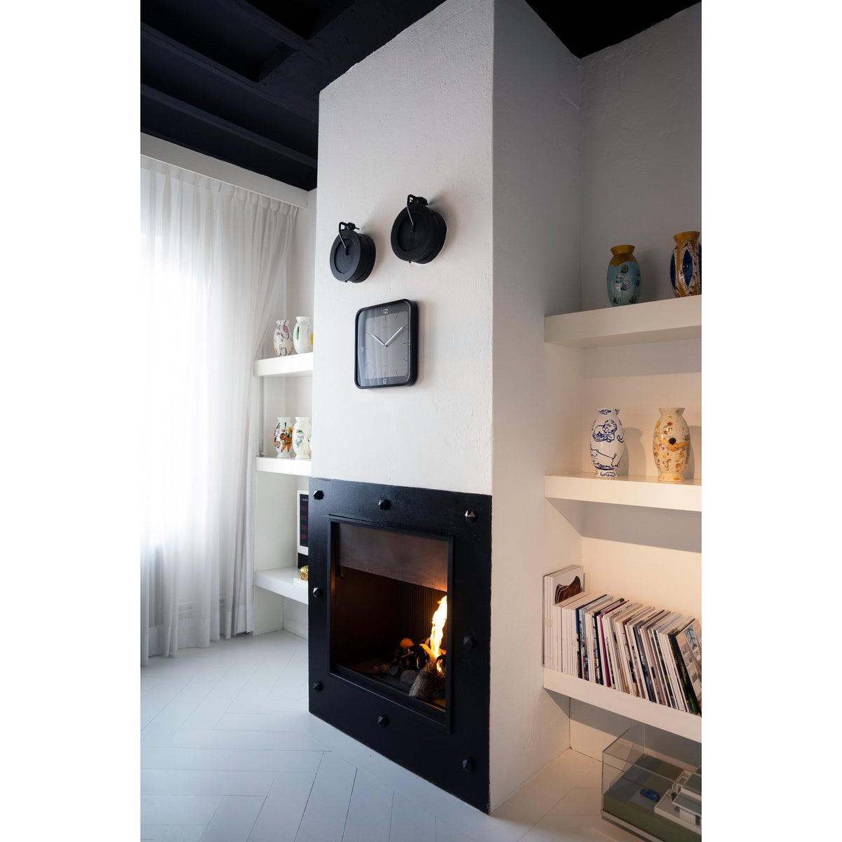 NeXtime - Wall clock - 40 x 40 x 4 cm - Wood - Black - 'Square Wall'