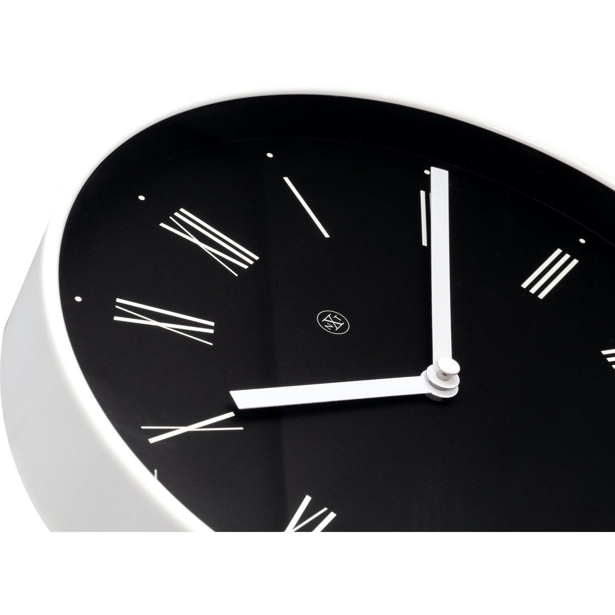 nXt - Wall clock - Ø 25 cm - Plastic - Black - &#39;Irving&#39;
